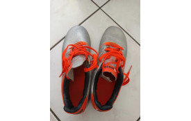 Crampon de foot Kipsta Pointure 33
