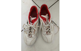 Crampon de foot Uhlsport Pointure 33